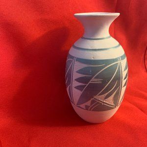 R Gonza Mexican Pottery Vase